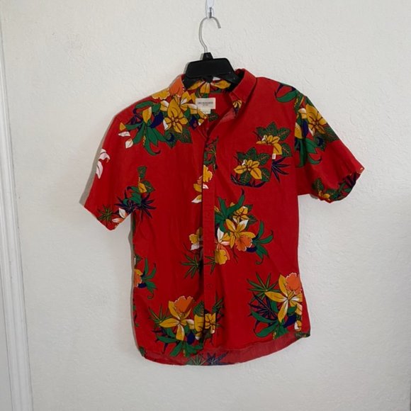 Obey Propaganda Hawaiian Button Up Shirt - Picture 2 of 5